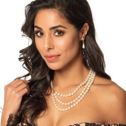 PARURE DE BIJOUX - Collier...
