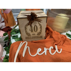 URNE/TIRELIRE - 40 Ans avec...
